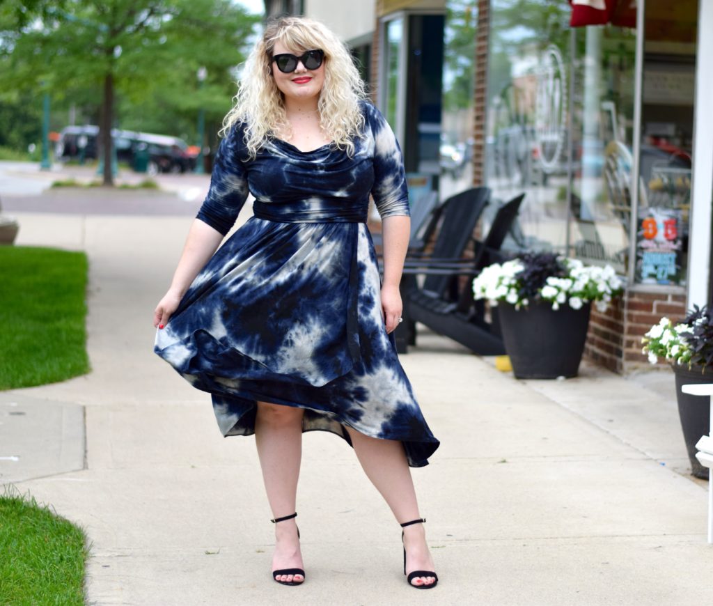 A Plus Size Tie Dye Dress by Kiyonna, that fits true to size and would be perfect for a bohemian wedding. Kimono creates quality dresses that last. 
