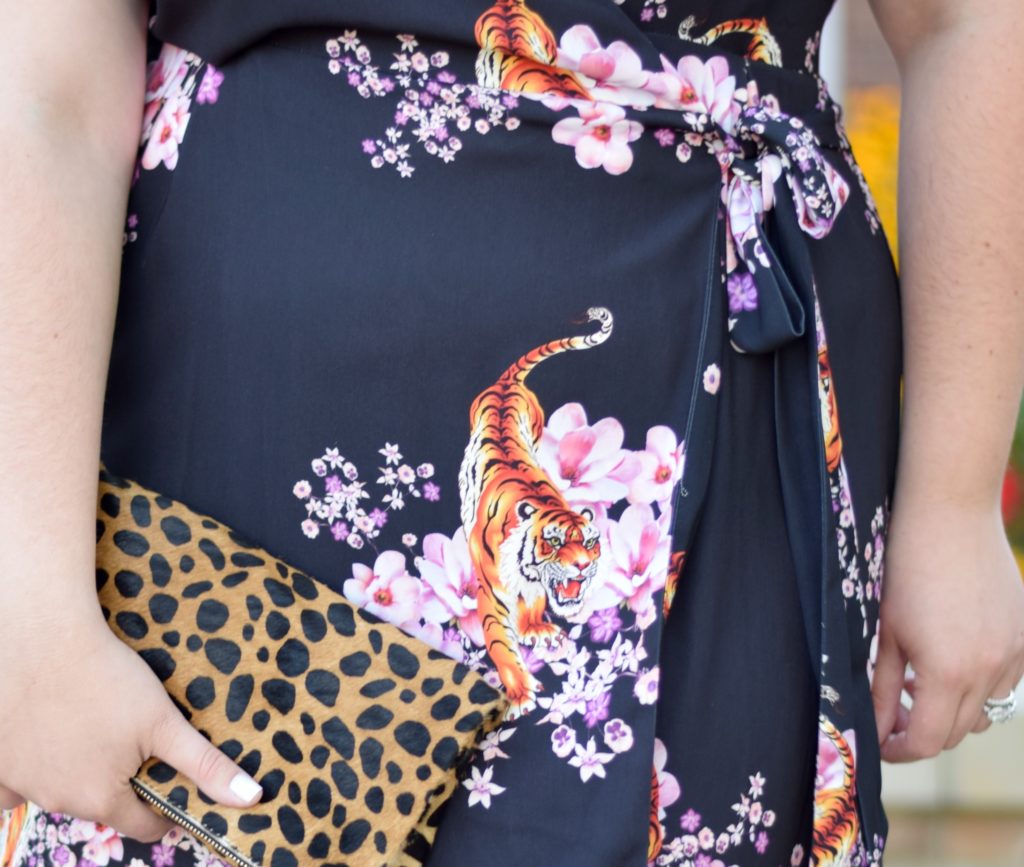 Yours Clothing dress review and how to find the correct size when ordering. Plus Size Wrap Mini Dress with Tigers and Cherry Blossom print. 