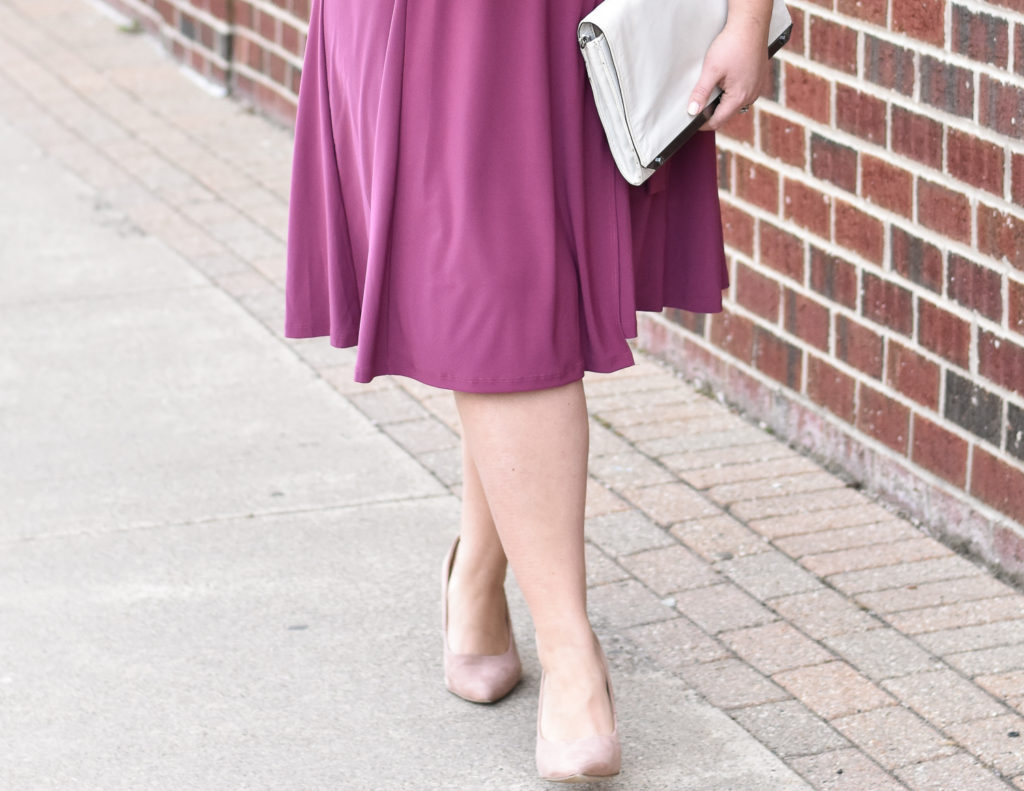 Kiyonna Wrap Dress : The Easter Edit. In this post I am reviewing the Kiyonna Essential Wrap Dress in Berrylicious. Kiyonna is a plus brand made in the USA. 