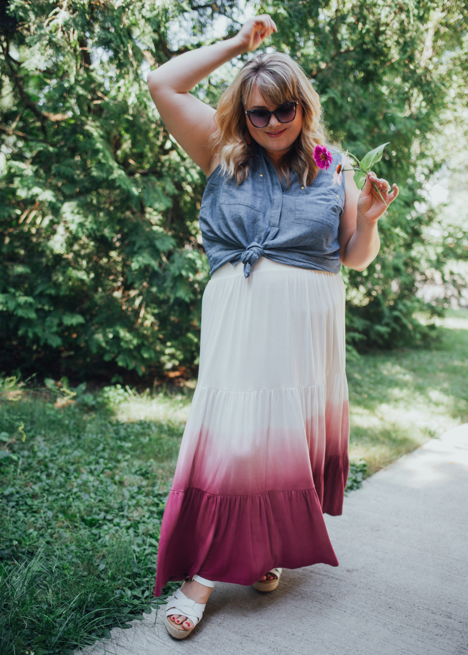Sharing two tie dye pieces that are so fun to finish out the summer! Lane Bryant has plus size tie dye pieces. 