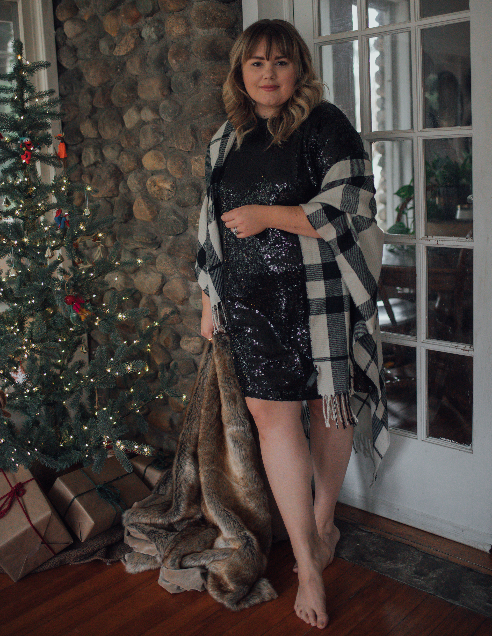 Cozy Night In. Sharing an easy dressed up look to rock this NYE, we are staying home, I still want to be festive.