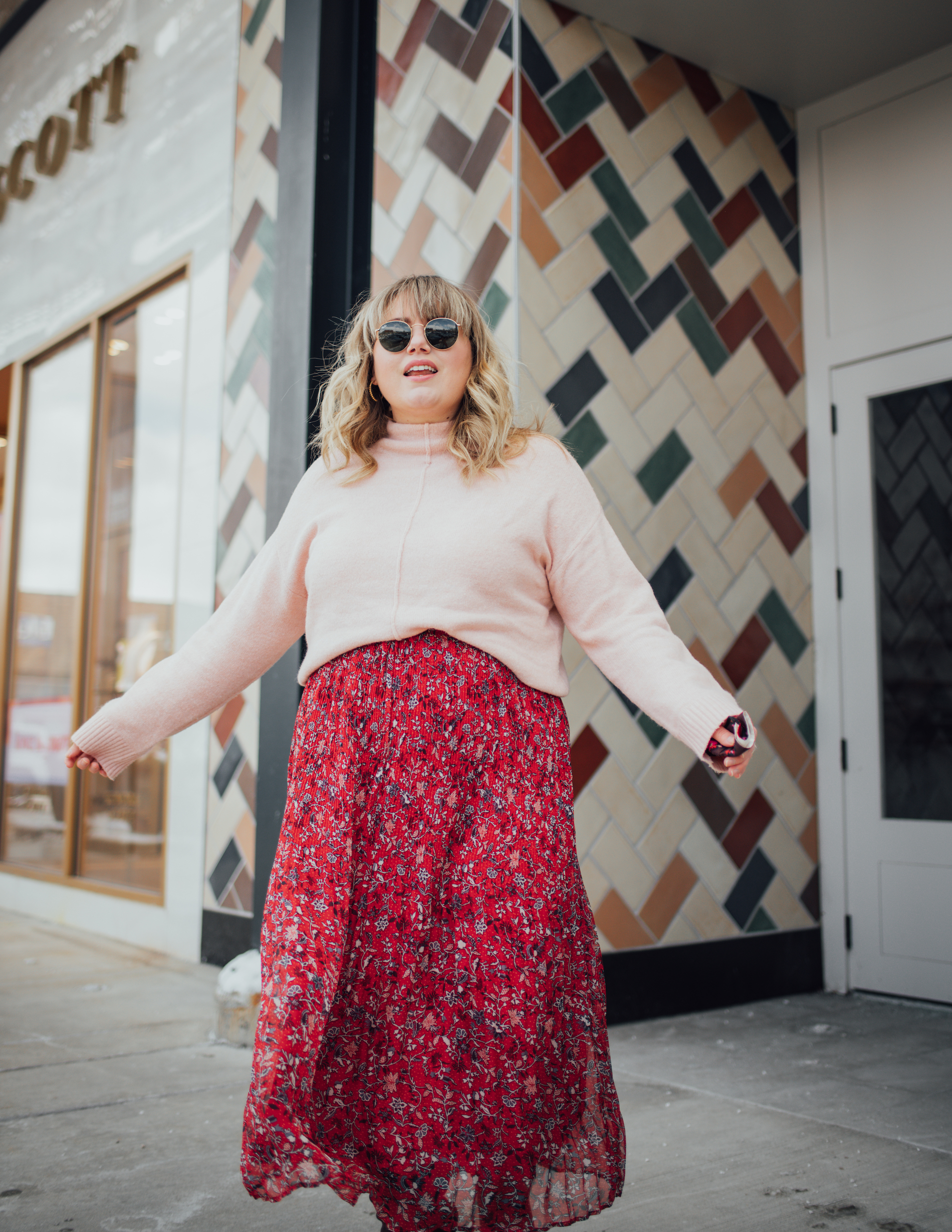 Shopping your closet during a pandemic can be like revisiting the past. In todays post I am challenging you to pull out past favorite outfits. 