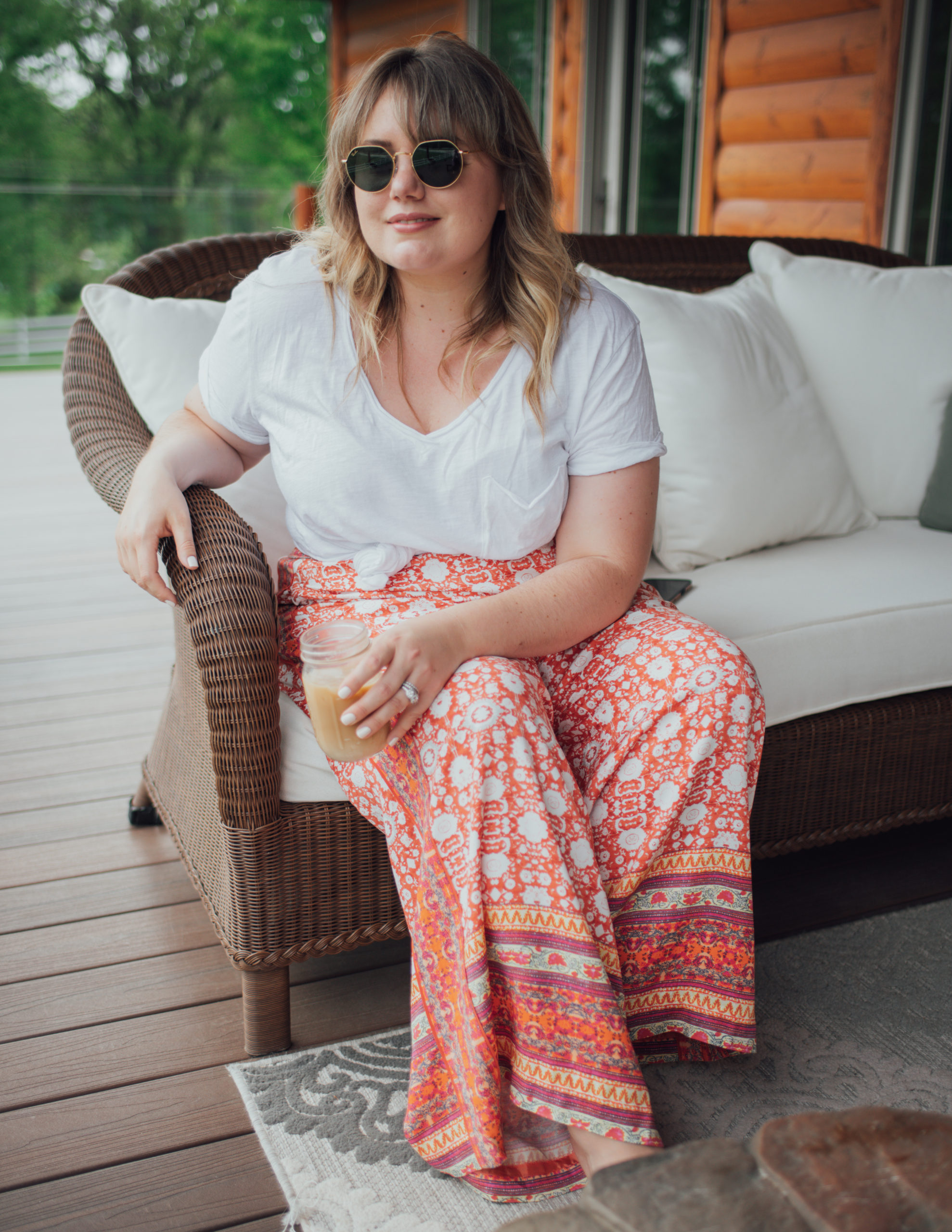 Wide leg pants for summer! I love this plus size pair from Anthropologie, printed pants for summer are fabulous! 