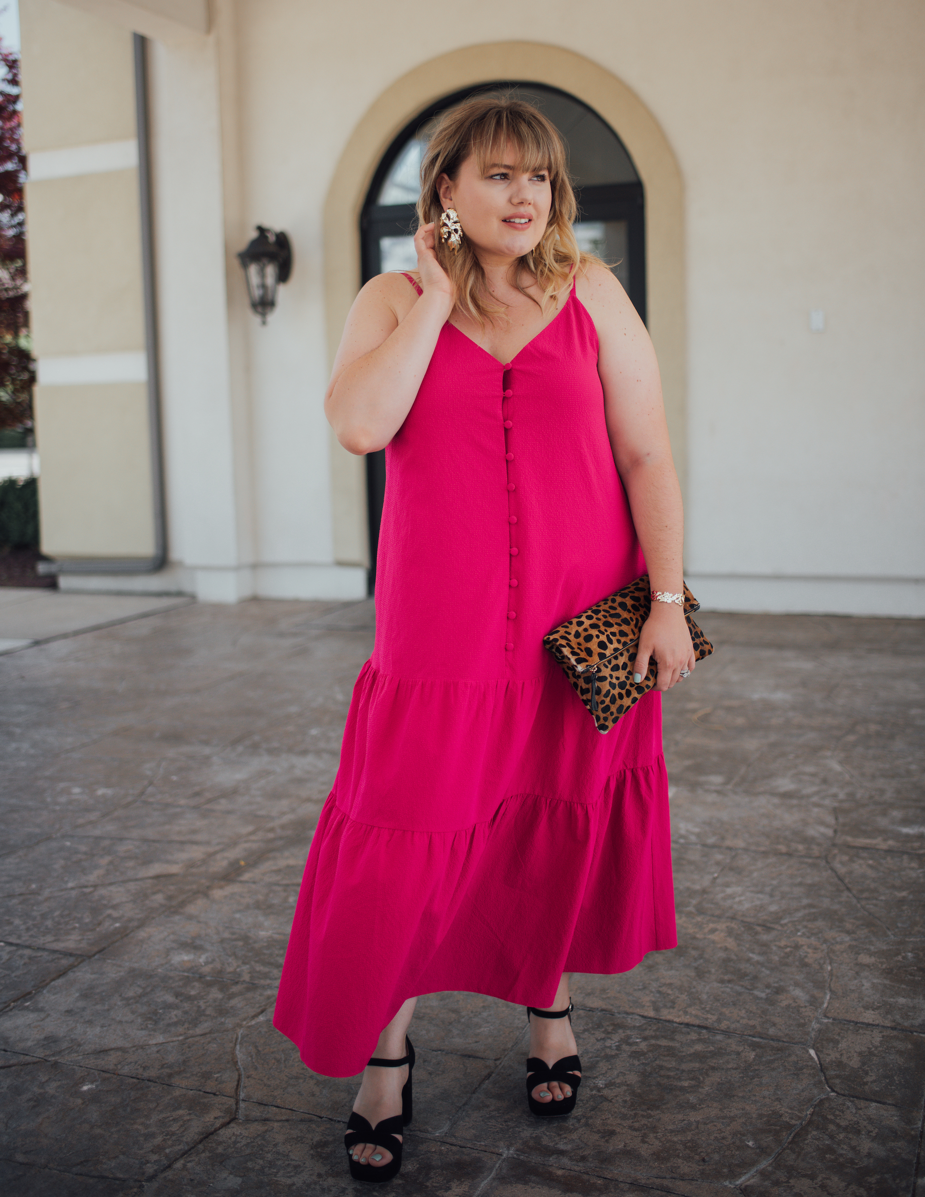 Pink + Leopard. Sharing some chic pink and leopard pieces that make the perfect summer outfit, great for hot days! 