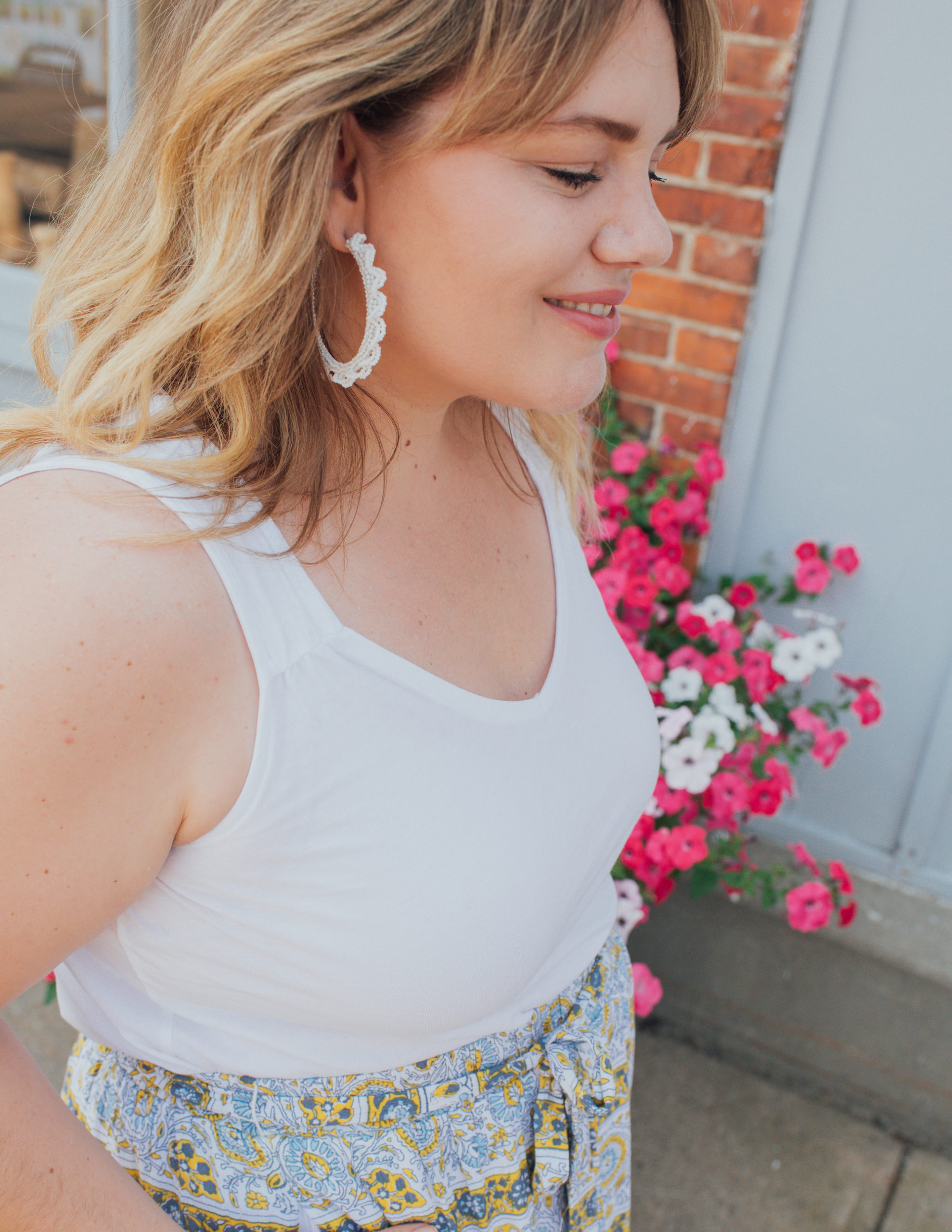 Sharing some cute summer skirts and tops! Now is the season to enjoy no outerwear and just go with a cute skirt and tank! 