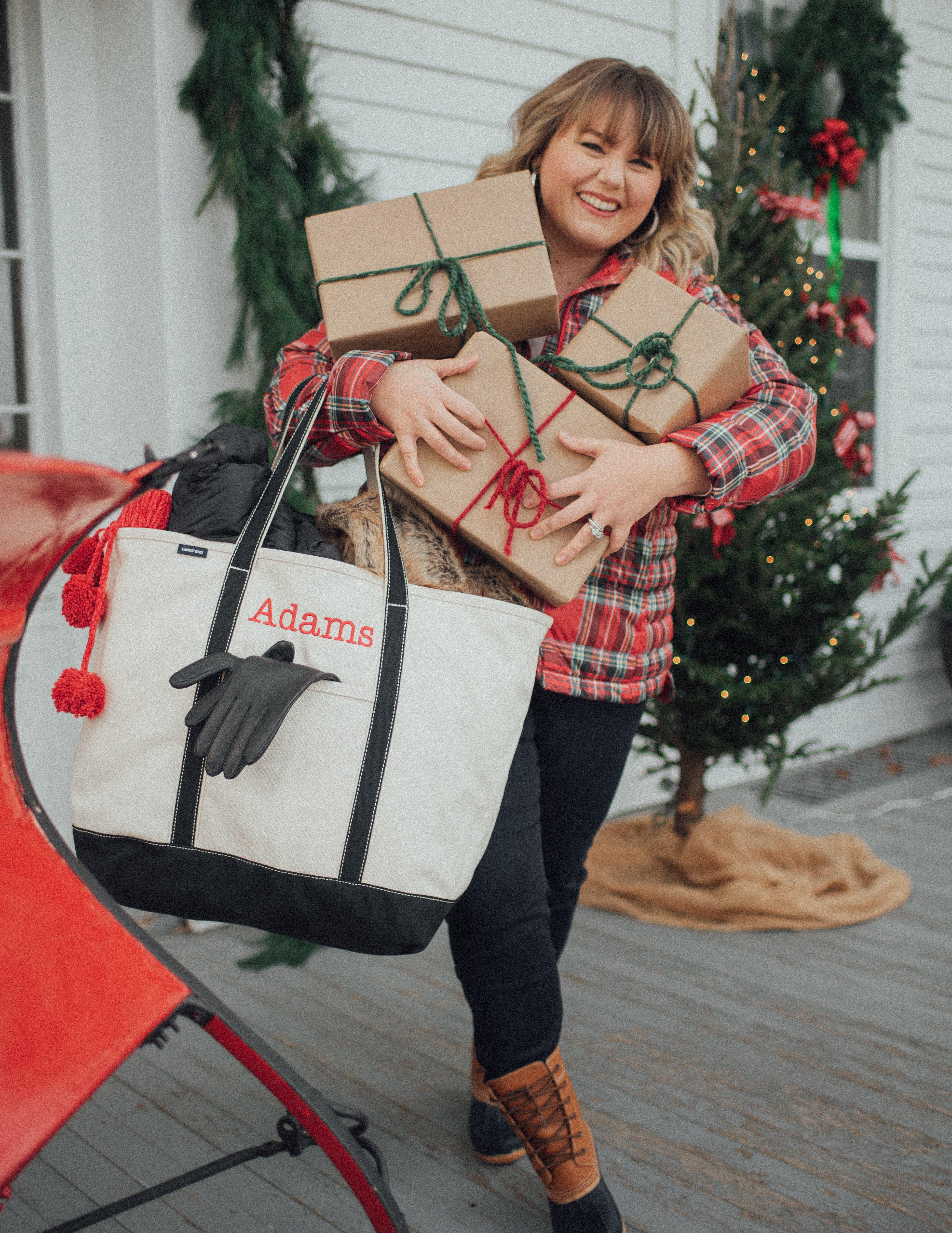 Plus Size black Friday sales worth shopping this 2021 holiday season! This year brands are encouraging shoppers to get in early! 
