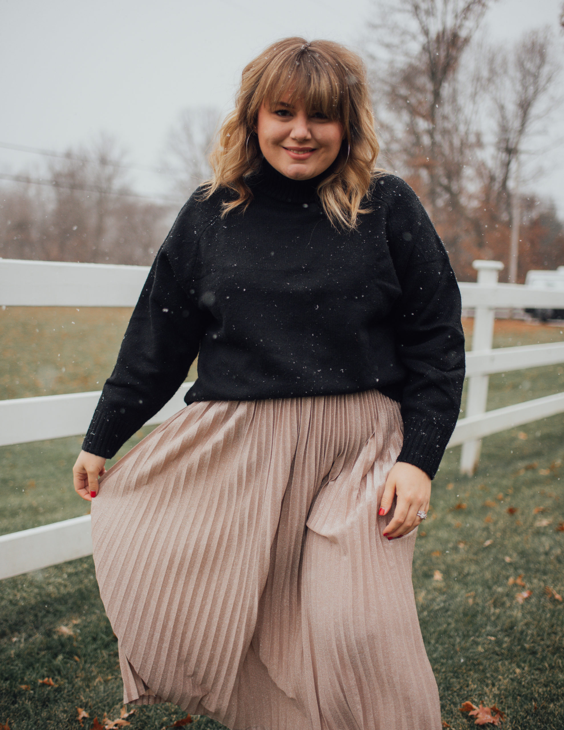 Sharing a chic holiday outfit in one of my favorite outfit formulas. The sweater and pleated skirt! I love how cozy and dressy this is! 