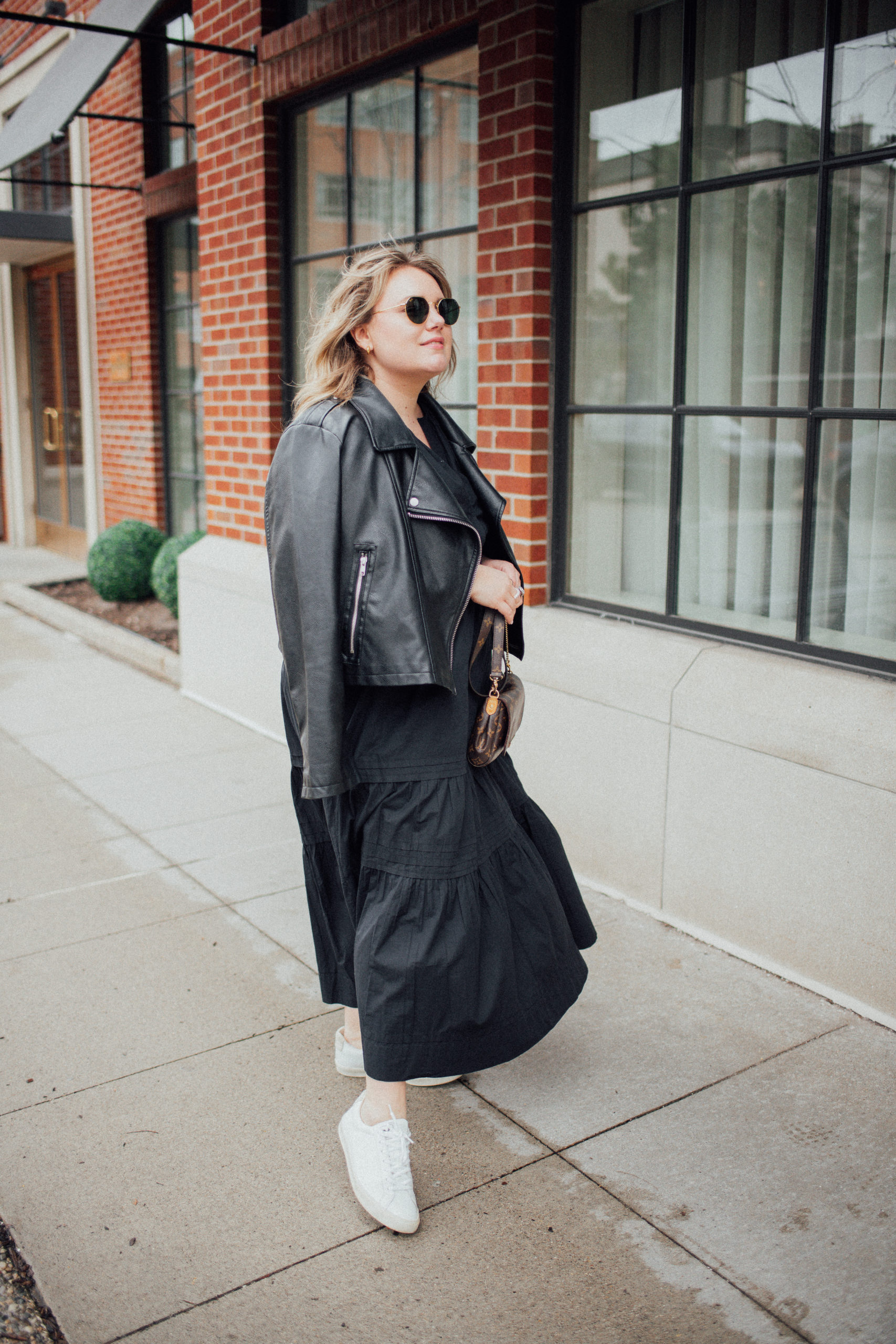 Sharing a plus size black maxi outfit idea with the Somerset maxi dress from Anthropologie. This lovely dress looks great anytime of year.