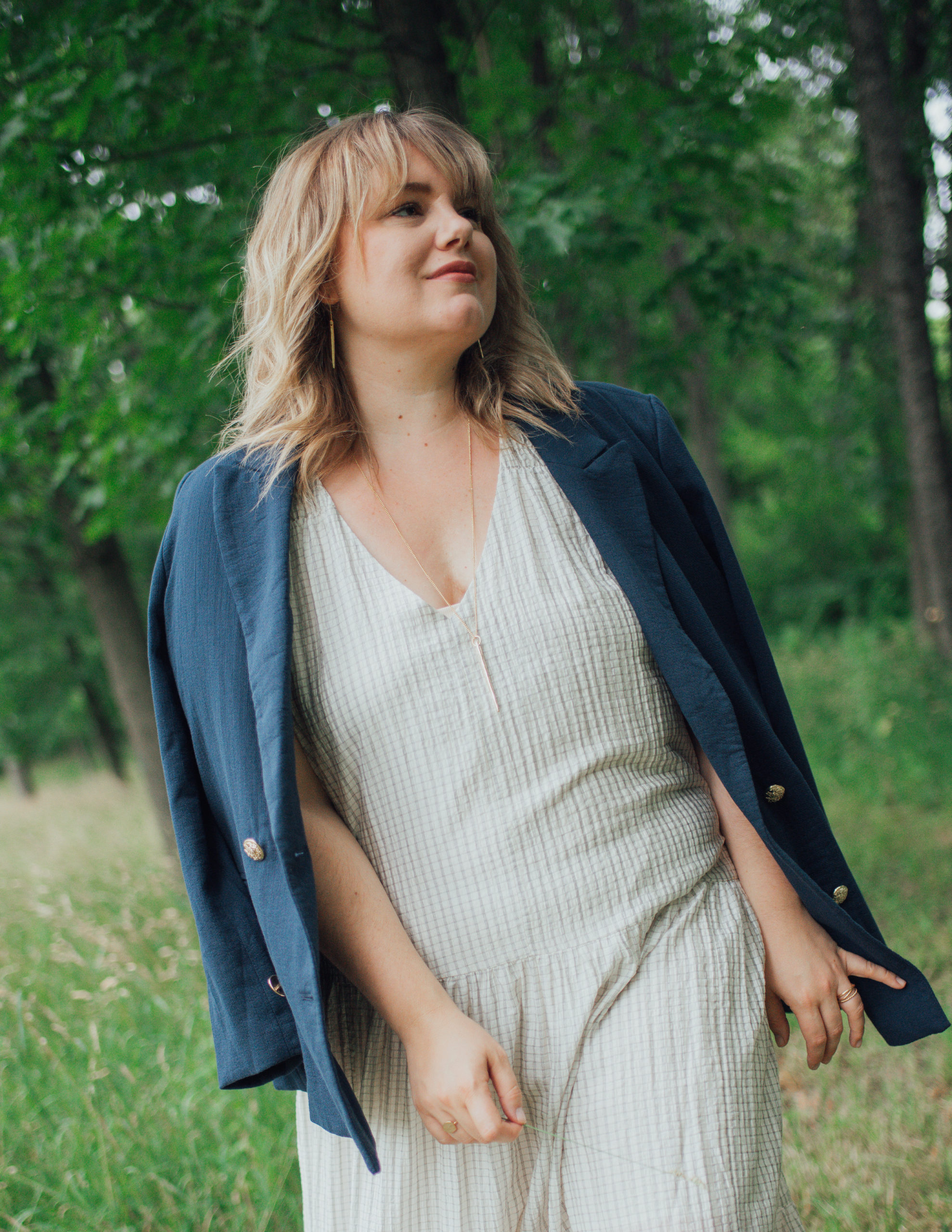 Sharing a plus size Banana Republic Factory outfit and some details about the sizing at BRF. I styled a maxi dress, linen blazer for summer. 