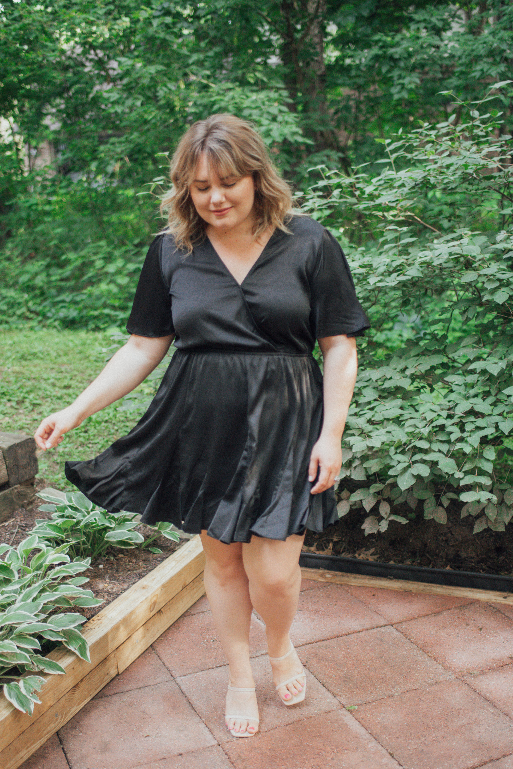 Date Night Dress Ideas featuring the Little Black Dress From Chic Soul. Having a LBD in your closet is like having a secret weapon. 